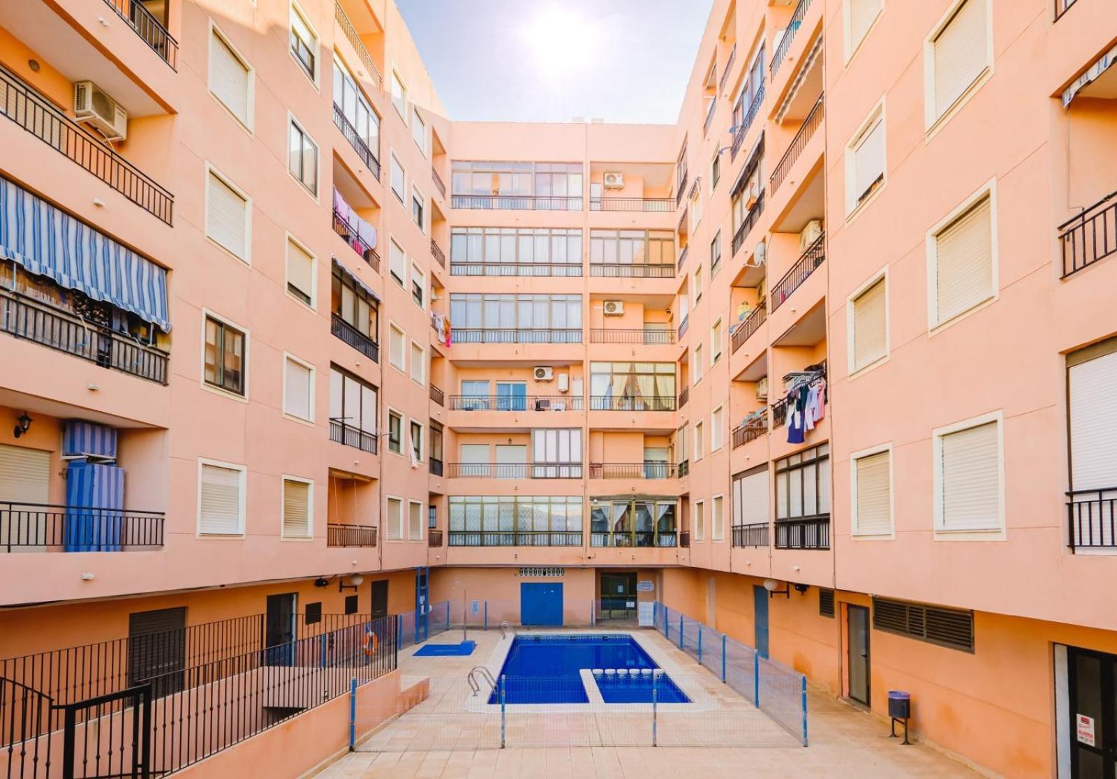 Ferienwohnung Joven Pura Id124 Torrevieja Exterior foto