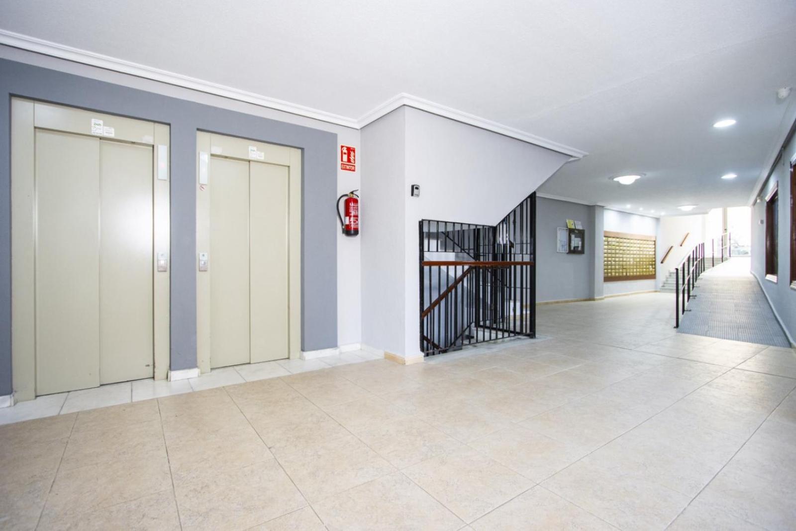 Ferienwohnung Joven Pura Id124 Torrevieja Exterior foto
